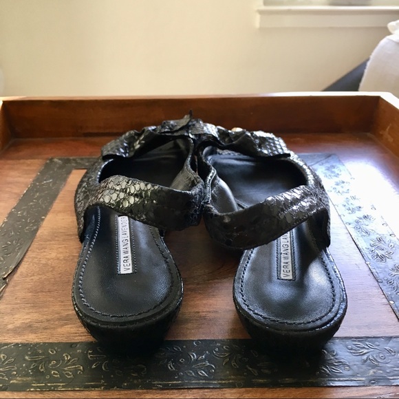 Vera Wang Sandals - like new! - Picture 4 of 8